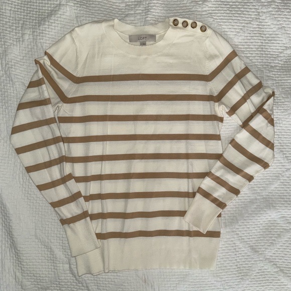 LOFT Sweater - Picture 1 of 3